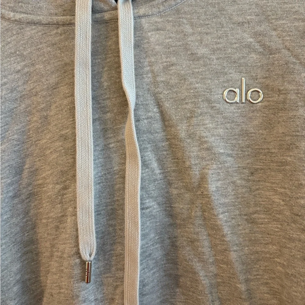 ALO Yoga Light Gray Hoodie Sweatshirt